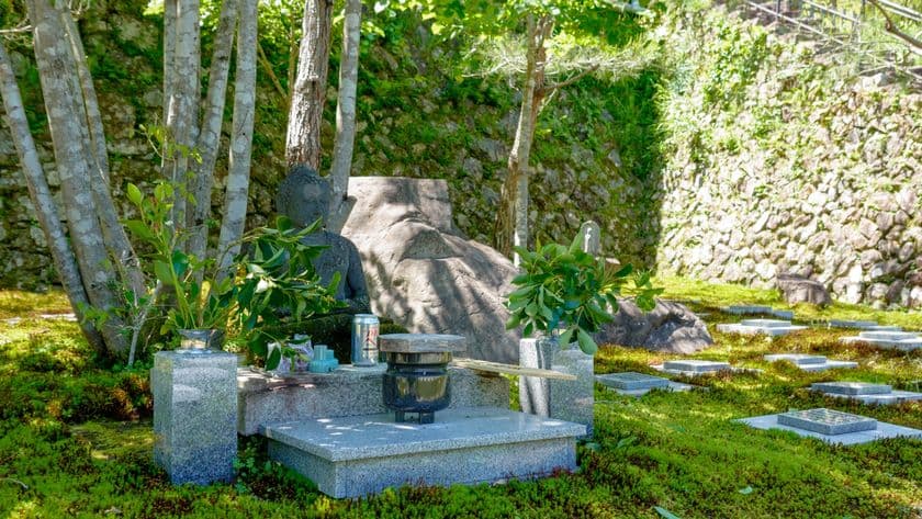 “全国対象”ご遺骨の永代供養手続きのデジタル化へ　
和歌山県「永遠華 永代埋葬」が電子署名による契約を導入