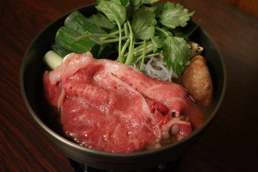 ＜一日限定5食＞創業100余年の黒毛和牛雌牛専門店　
道頓堀はり重の洋食レストラン「道頓堀本店　はり重グリル」
自分で作れる「限定本格すき焼き」を5月9日(金)から販売開始